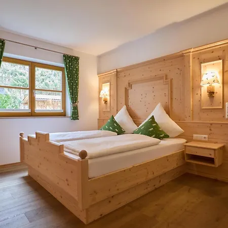 Apartment Burgberg *