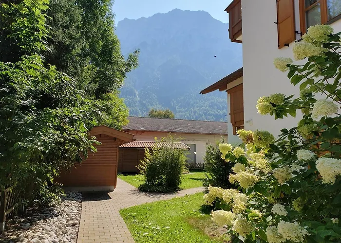 Burgberg Appartement *